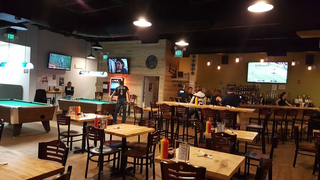 Sawmill Bar & Grill | restaurant | 240 S Elizabeth St unit i, Elizabeth, CO 80107, USA | 3036468695 OR +1 303-646-8695