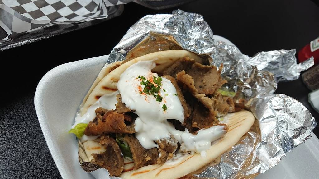 Gyros Xpress | restaurant | 5081 Little School Rd # 107, Arlington, TX 76017, USA | 8176725611 OR +1 817-672-5611