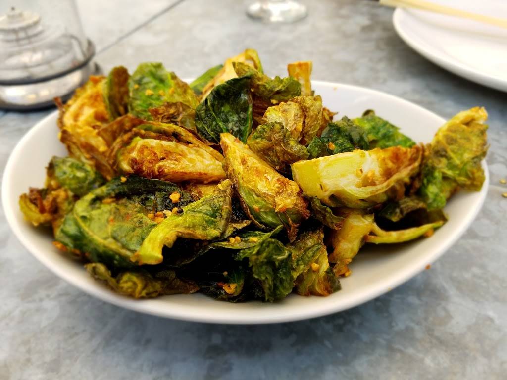 EMC Seafood & Raw Bar | restaurant | 6252 Topanga Canyon Blvd #1695, Woodland Hills, CA 91367, USA | 8187041899 OR +1 818-704-1899