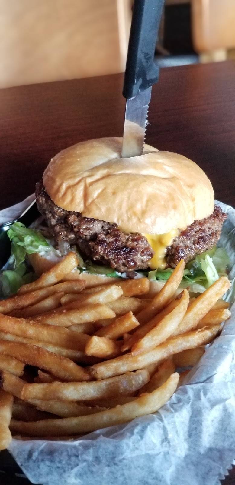 Lawrenceburger | restaurant | 334 Front St, Lawrenceburg, IN 47025, USA | 8125392874 OR +1 812-539-2874