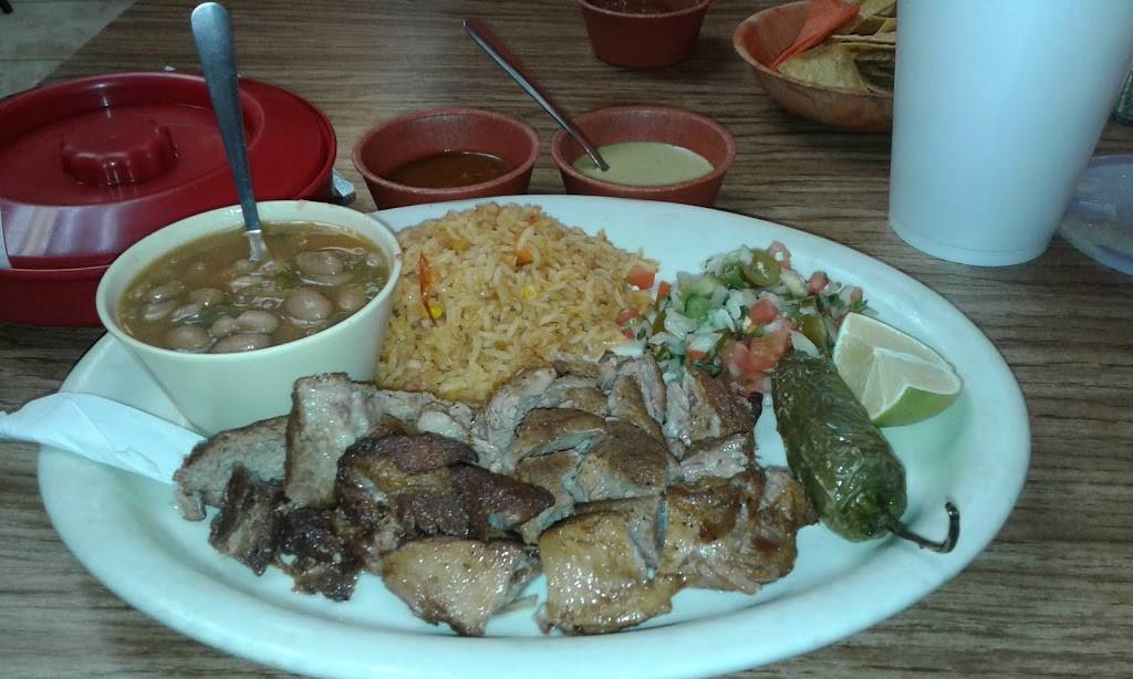 Mi parrillada | restaurant | 5902 S Flores St, San Antonio, TX 78214, USA | 2109221858 OR +1 210-922-1858
