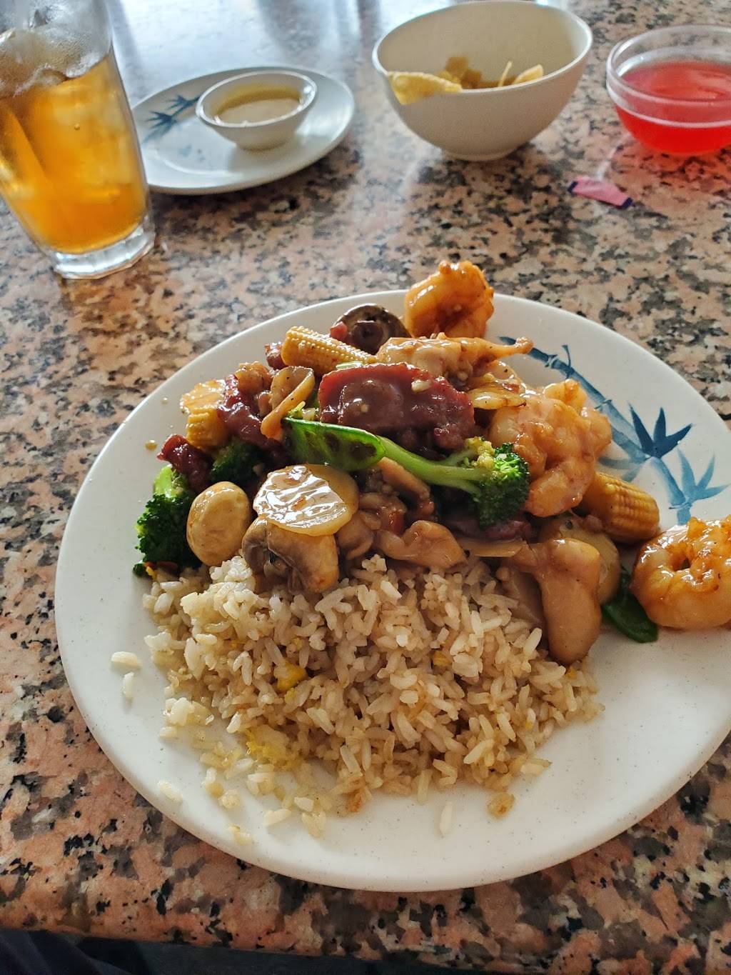 328 Chinese Cuisine | restaurant | 5617 Menaul Blvd NE, Albuquerque, NM 87110, USA | 5058814468 OR +1 505-881-4468