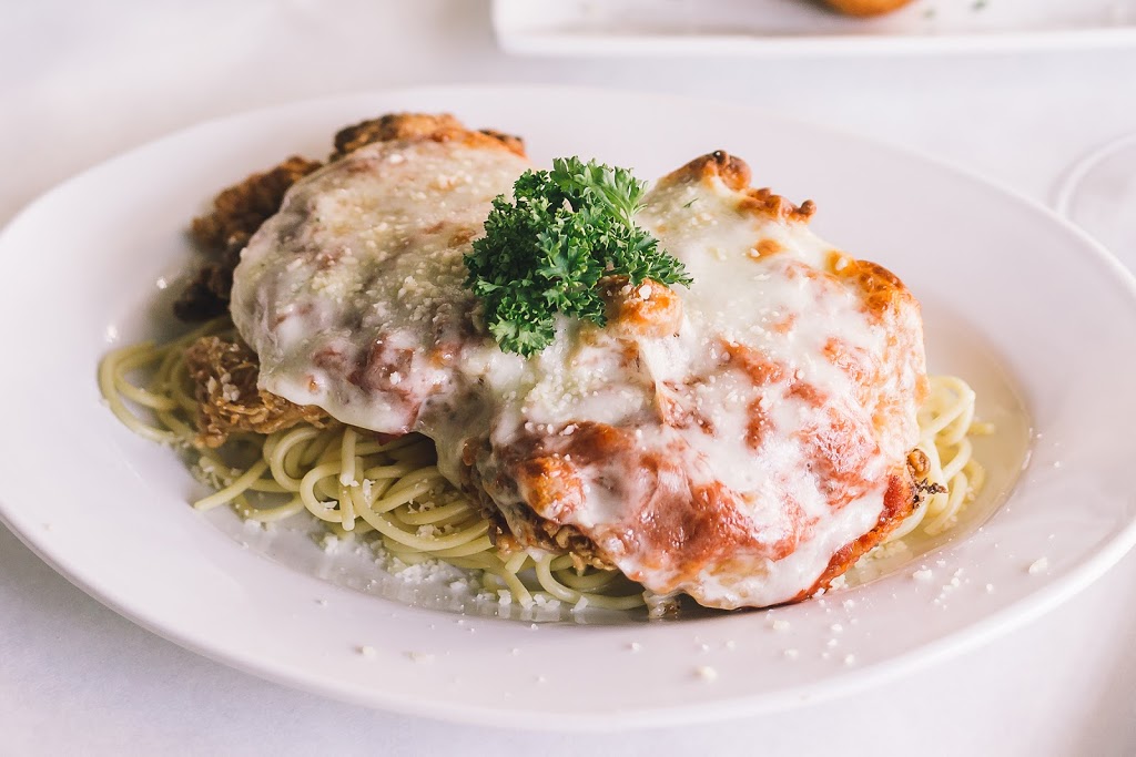 Mom & Dads Italian Restaurant | restaurant | 3421 Bannerman Rd Suite #104, Tallahassee, FL 32312, USA | 8508774518 OR +1 850-877-4518