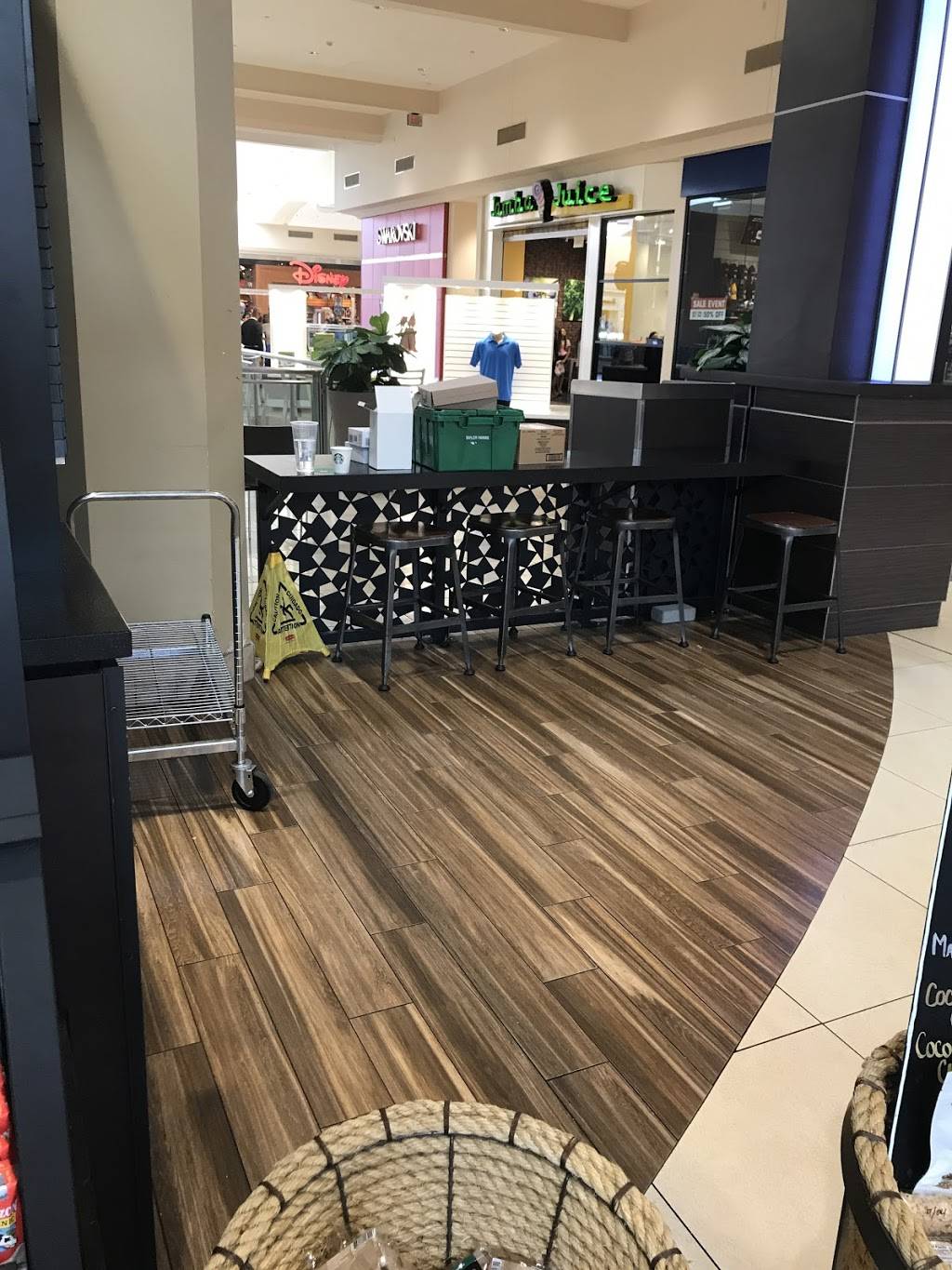 Starbucks | cafe | 555 Shops At Mission Viejo K113, Mission Viejo, CA 92691, USA | 9493641548 OR +1 949-364-1548