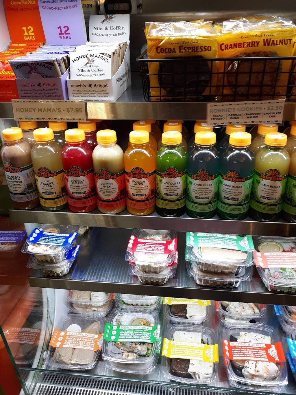 JuiceLand | restaurant | 1888 Sylvan Ave f150, Dallas, TX 75208, USA | 2147604828 OR +1 214-760-4828