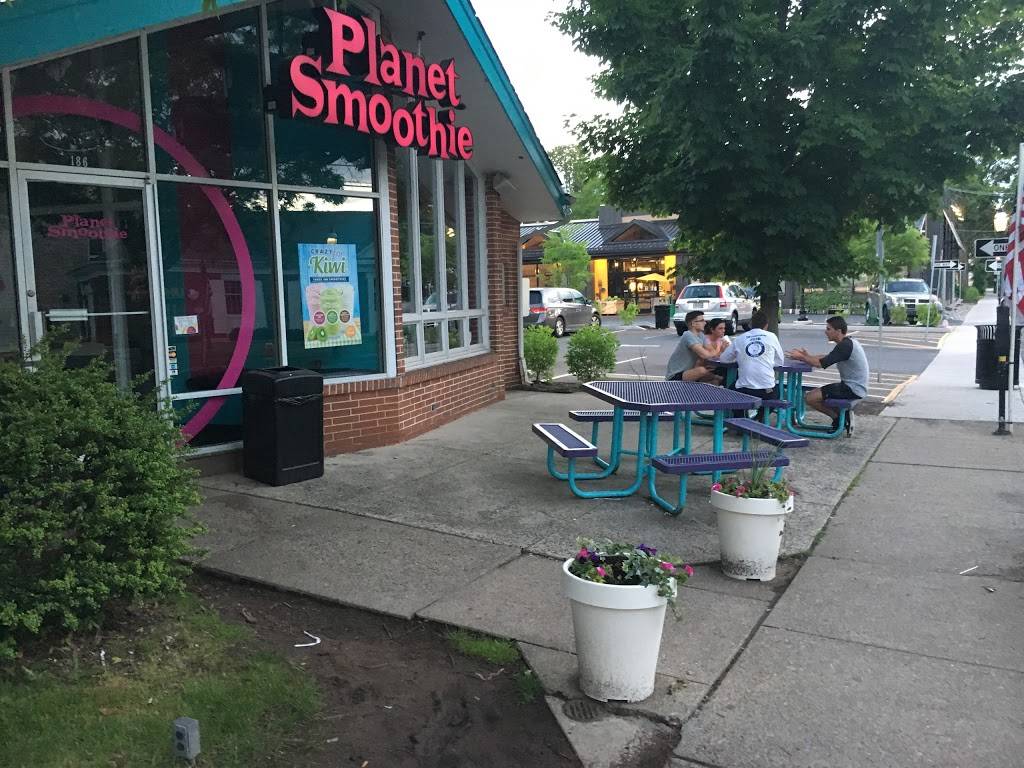 Planet Smoothie | restaurant | 186 W State St, Doylestown, PA 18901, USA | 2153401009 OR +1 215-340-1009