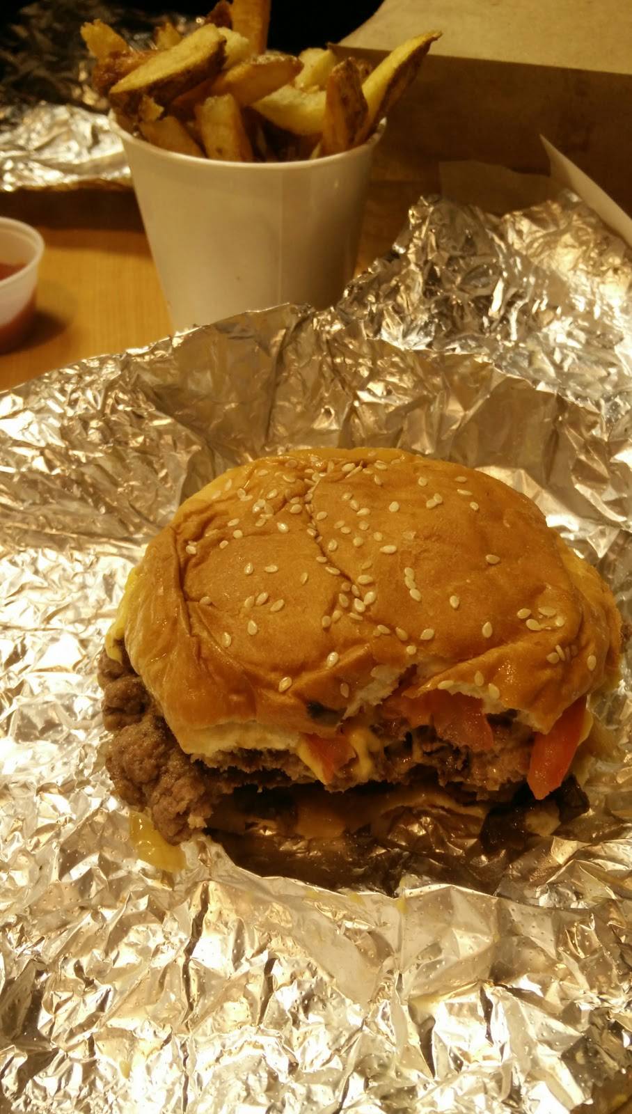 Five Guys | meal takeaway | 278 Scott Swamp Rd, Farmington, CT 06032, USA | 8606777600 OR +1 860-677-7600