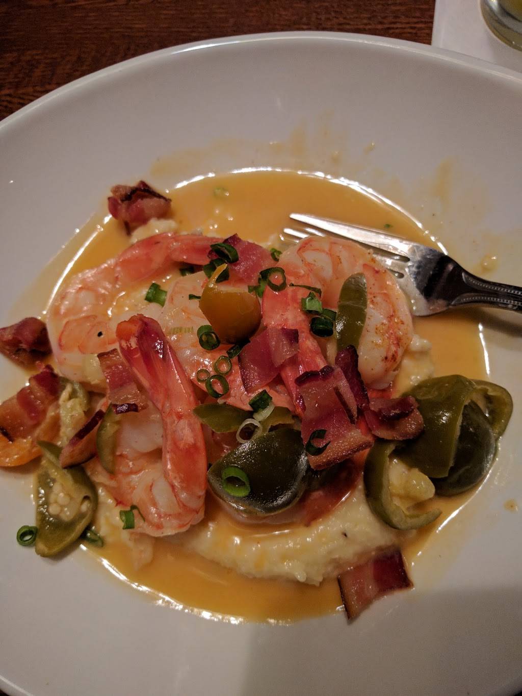 Dixie Moon Saloon | restaurant | 2610, 111 S Main St, Royal Oak, MI 48067, USA | 2488507075 OR +1 248-850-7075