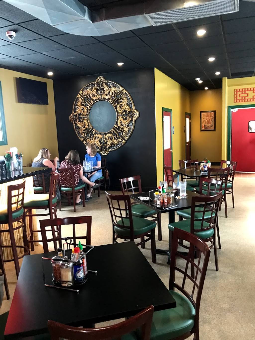 Fongs Pizza - Cedar Rapids | restaurant | 1006 3rd St SE, Cedar Rapids, IA 52401, USA | 3193209992 OR +1 319-320-9992