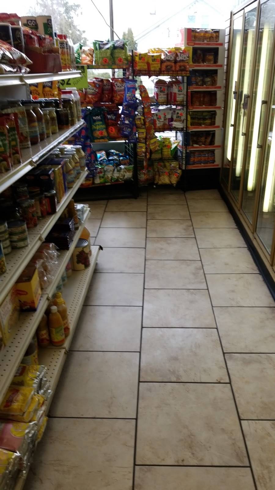 Jaks Deli & Market | restaurant | 305 Montauk Hwy, Speonk, NY 11972, USA | 6318016111 OR +1 631-801-6111