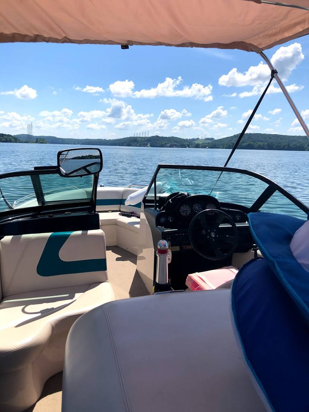 Harbor Lights Marina | restaurant | 9718 Hixson Pike, Soddy-Daisy, TN 37379, USA | 4238425391 OR +1 423-842-5391