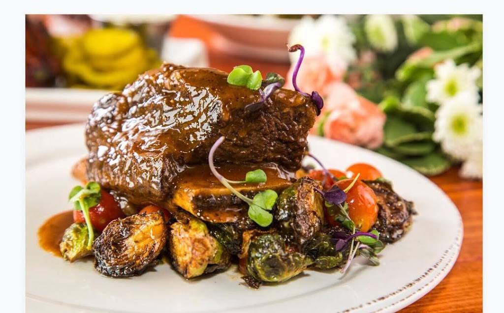 Drawl Southern Cookhouse & Whiskey Room | restaurant | 2423 N Clark St, Chicago, IL 60614, USA | 7736878111 OR +1 773-687-8111