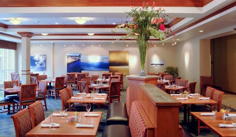 Great American Grill | restaurant | 1800 NW Gilman Blvd, Issaquah, WA 98027, USA | 42583736005118 OR +1 425-837-3600 ext. 5118