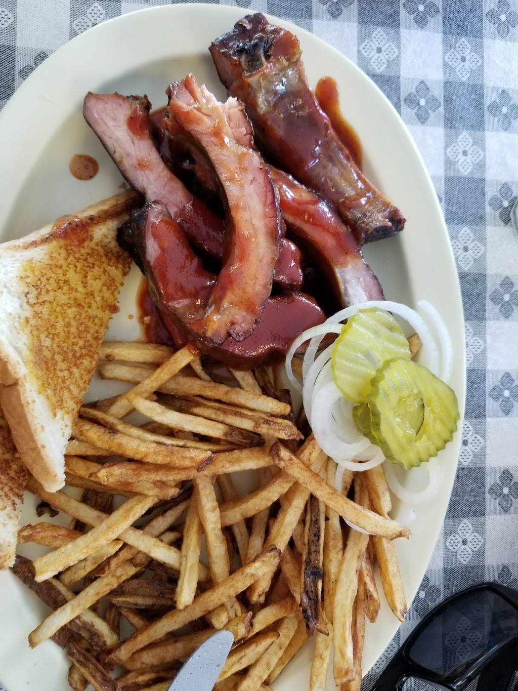 D & M Diner | restaurant | 1100 E Houston St, Cleveland, TX 77327, USA | 2816590277 OR +1 281-659-0277