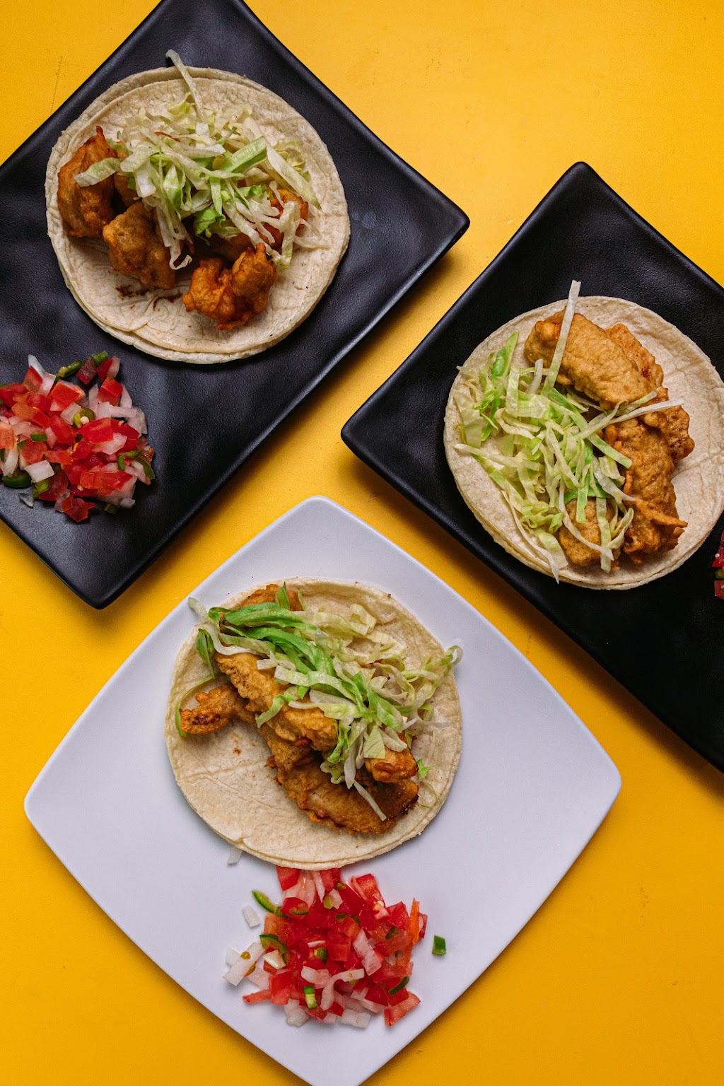 Callos y Aguachiles Los Compadres | restaurant | 9967 Cedar Ave, Bloomington, CA 92316, USA | 9092763562 OR +1 909-276-3562