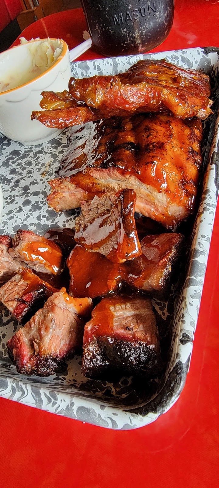 Lucilles Smokehouse Bar-B-Que | meal takeaway | 5643 Lankershim Blvd Ste #5, North Hollywood, CA 91601, USA | 8184321227 OR +1 818-432-1227