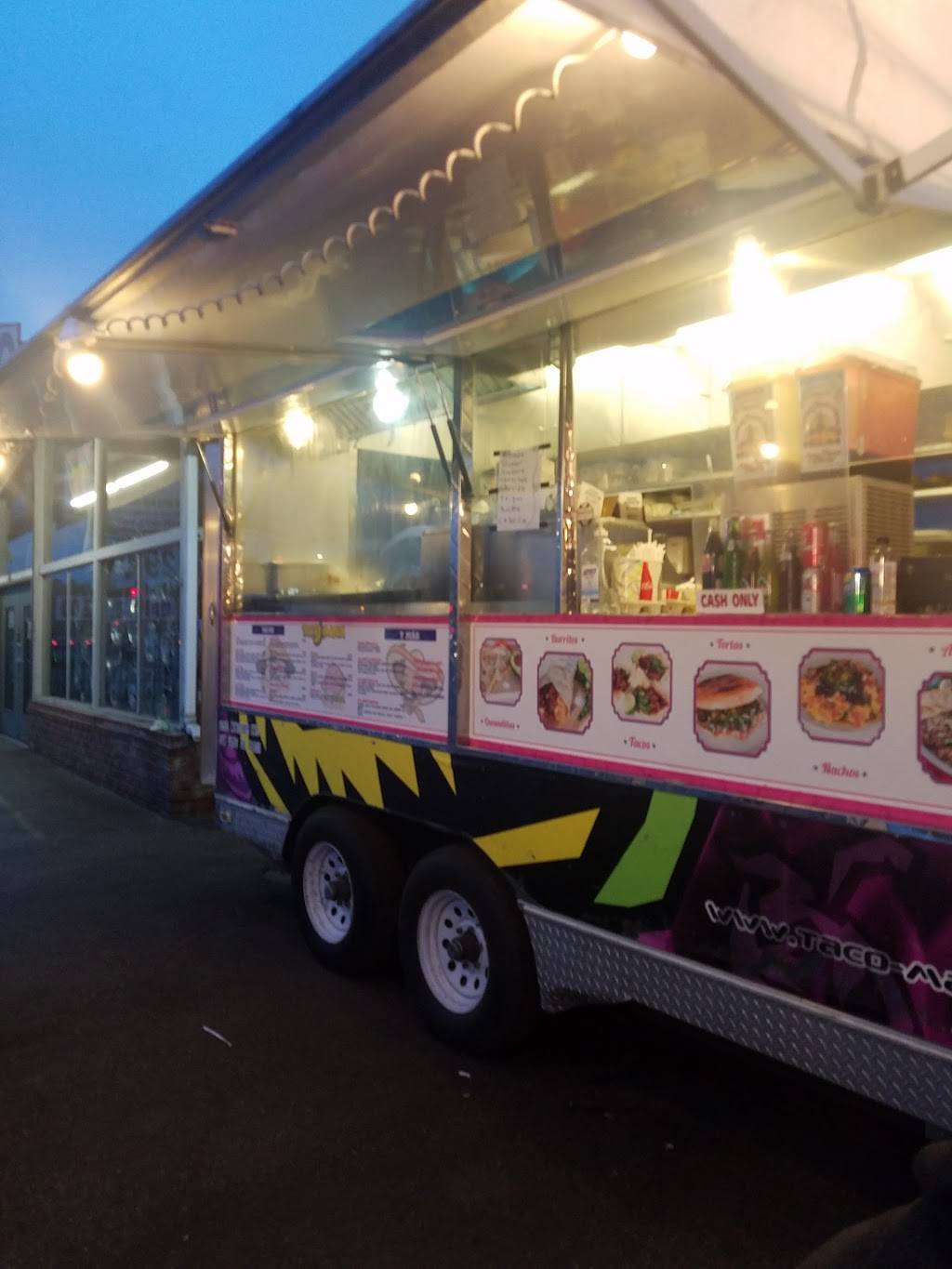 Tacomania | restaurant | 2915 Monterey Rd, San Jose, CA 95111, USA | 4086035038 OR +1 408-603-5038