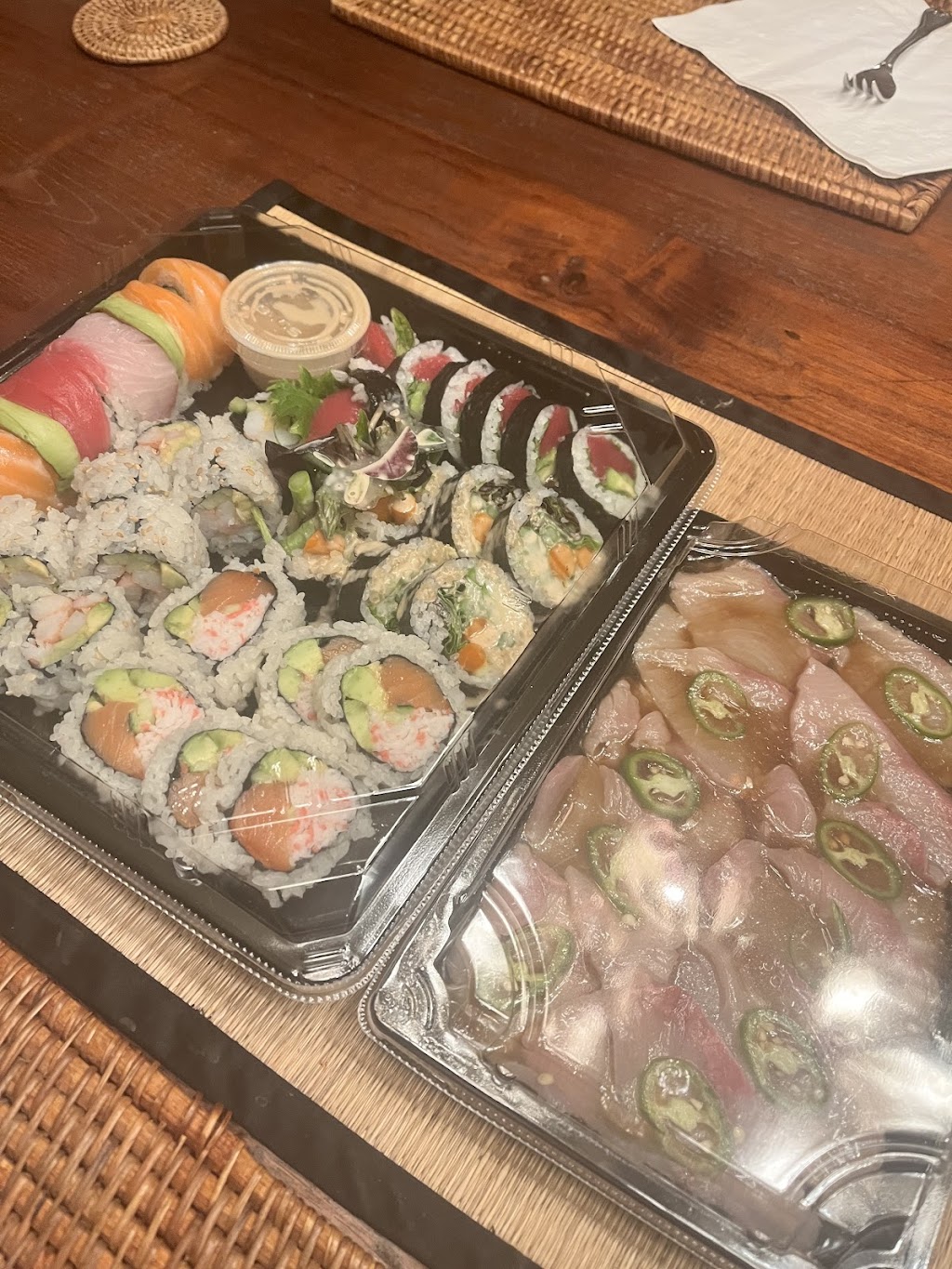 BB Sushi | restaurant | 2621 CA-154, Santa Ynez, CA 93460, USA | 8052709317 OR +1 805-270-9317