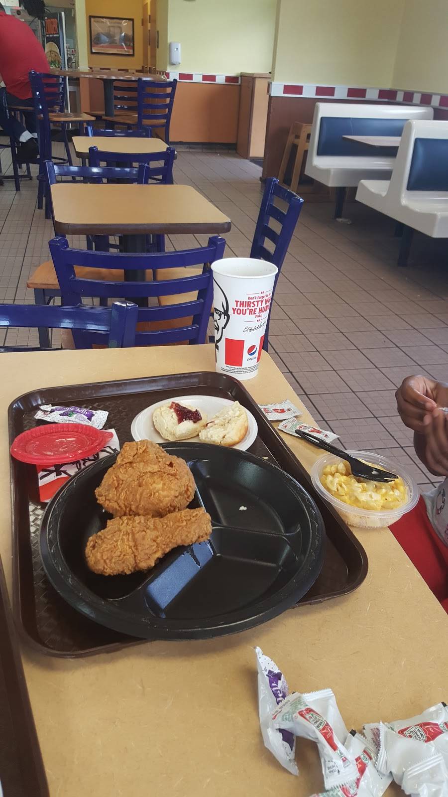 KFC | restaurant | 20285 NW 2nd Ave, North Miami Beach, FL 33169, USA | 3056534405 OR +1 305-653-4405