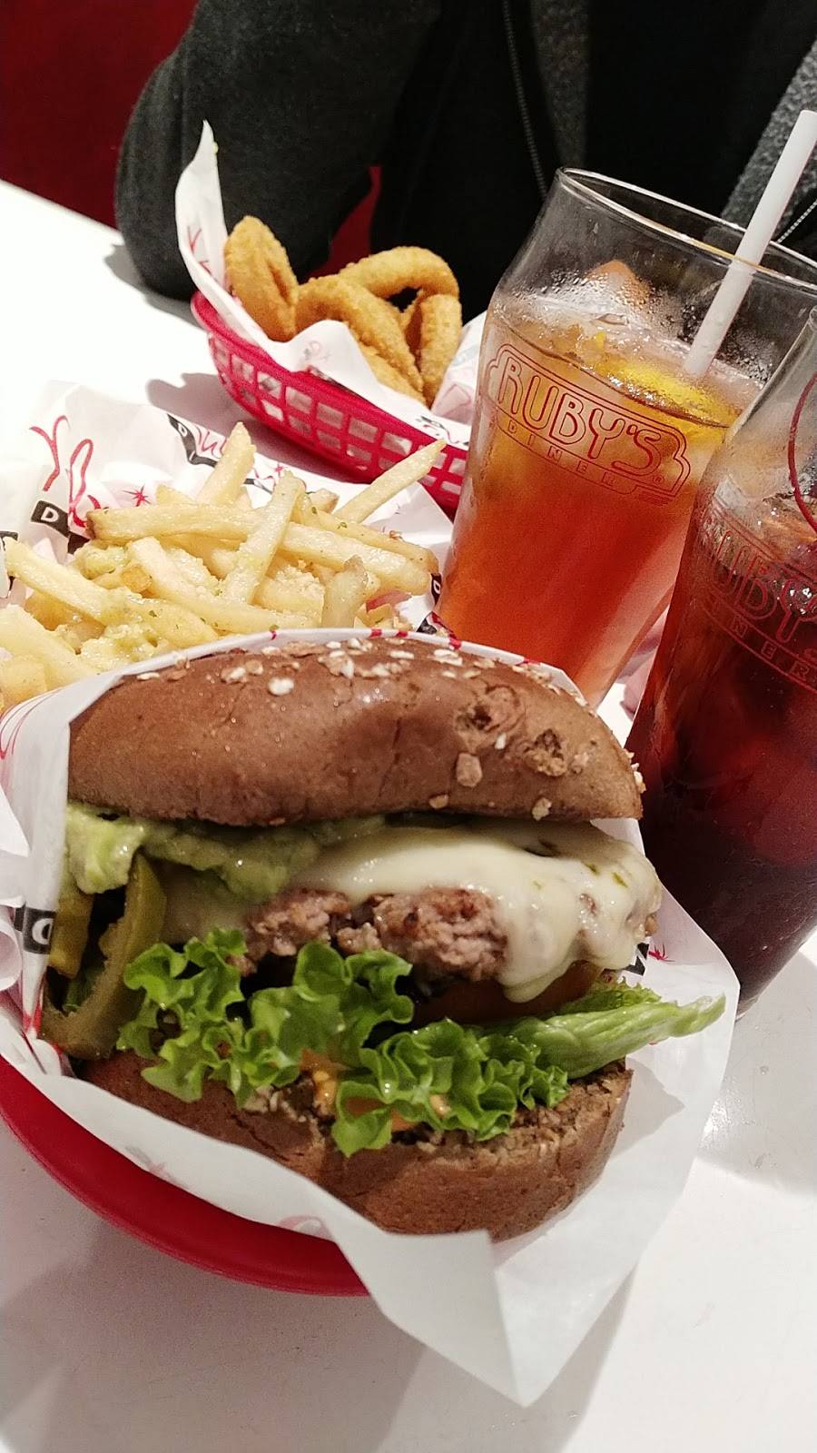 Rubys Diner | restaurant | 13102 Newport Ave, Tustin, CA 92780, USA | 7148387829 OR +1 714-838-7829