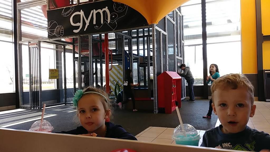 McDonalds | cafe | 3430 S Hydraulic Ave, Wichita, KS 67216, USA | 3165547801 OR +1 316-554-7801