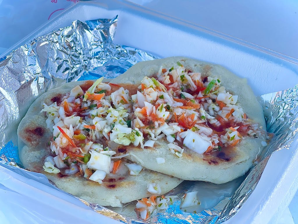 Pupuseria Lily LLC | restaurant | 13675 Huron St, Broomfield, CO 80023, USA | 7202367608 OR +1 720-236-7608