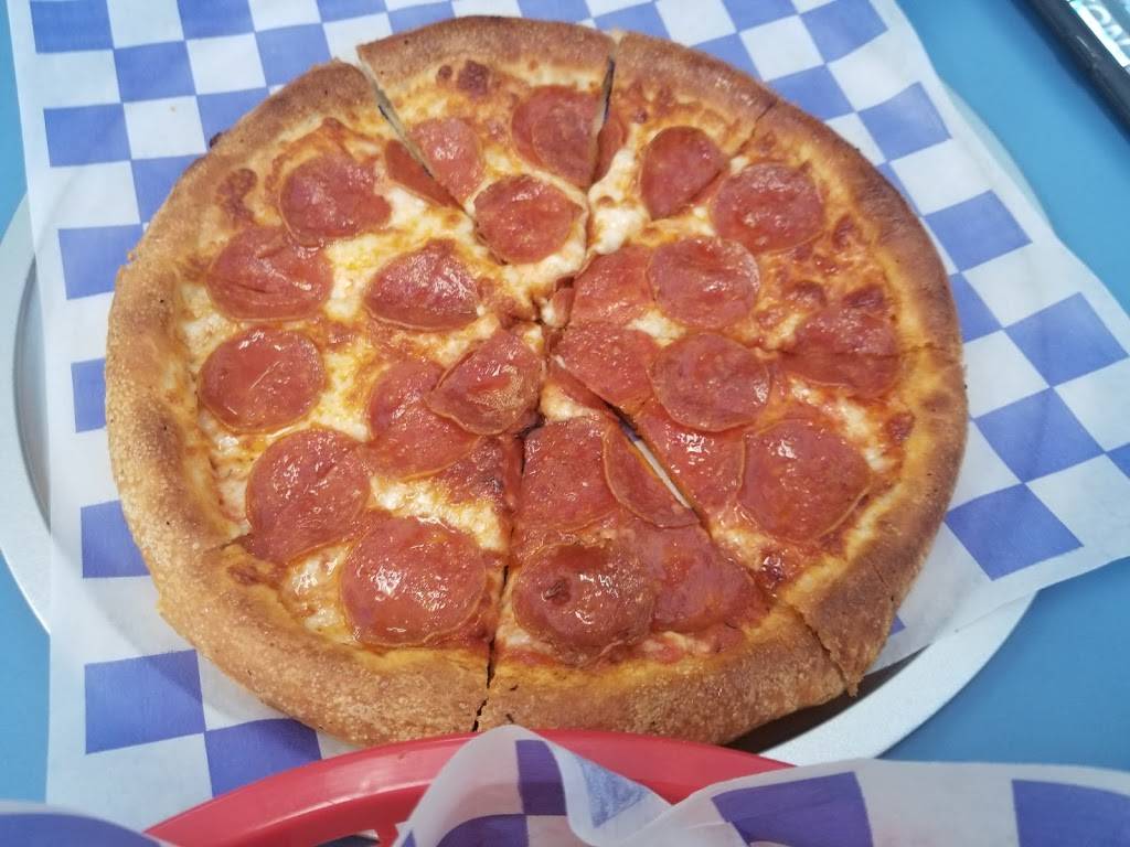 Village Pizza & Seafood | restaurant | 3910 Fairmont Pkwy L, Pasadena, TX 77504, USA | 2819989200 OR +1 281-998-9200