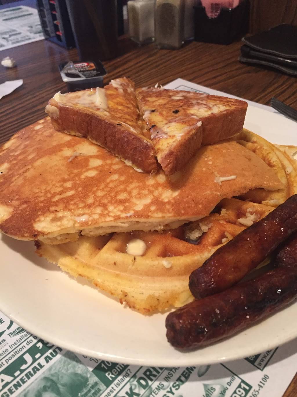 The Village Diner | restaurant | 8210 NY-12, Barneveld, NY 13304, USA | 3158965047 OR +1 315-896-5047