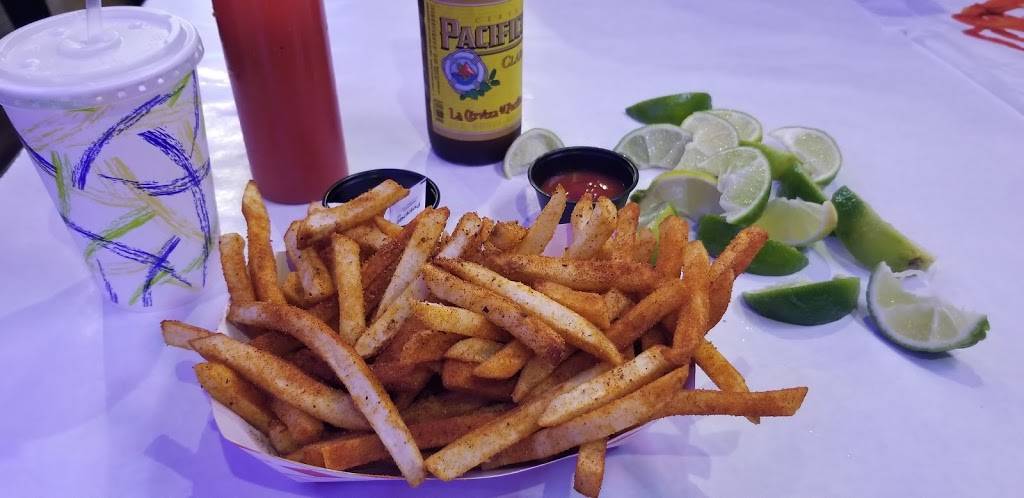 Crab Bucket | restaurant | 1260 N Main St, Salinas, CA 93906, USA | 8314430111 OR +1 831-443-0111