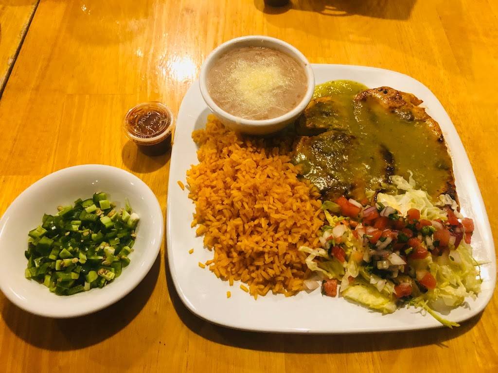 Guac n Cheese Mexican Grill | restaurant | 4101 S MacDill Ave, Tampa, FL 33611, USA | 8137699035 OR +1 813-769-9035