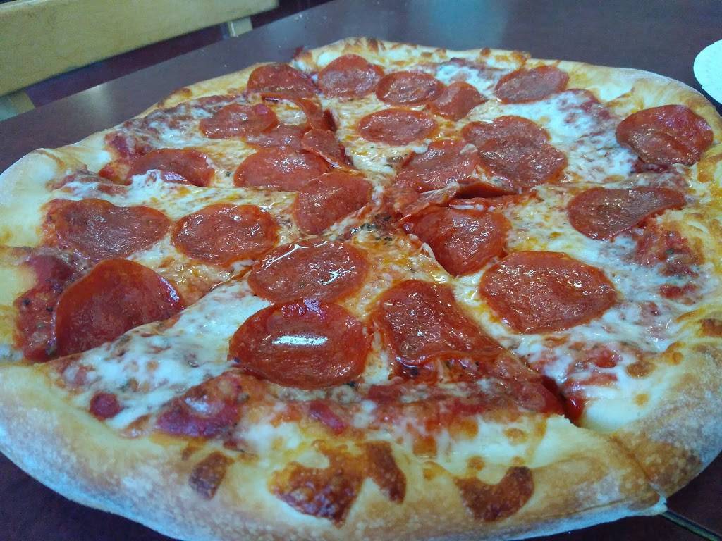 Pizza Zone | restaurant | 555 Beach St, San Francisco, CA 94133, USA | 4155673244 OR +1 415-567-3244