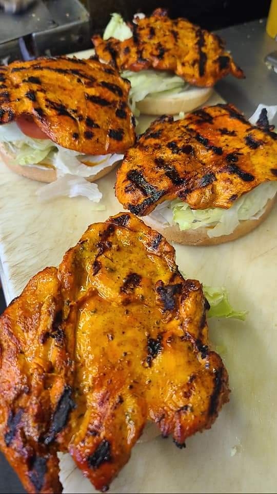 Boys Burgers Hemet | restaurant | 167 N Carmalita St, Hemet, CA 92543, USA | 9519292142 OR +1 951-929-2142