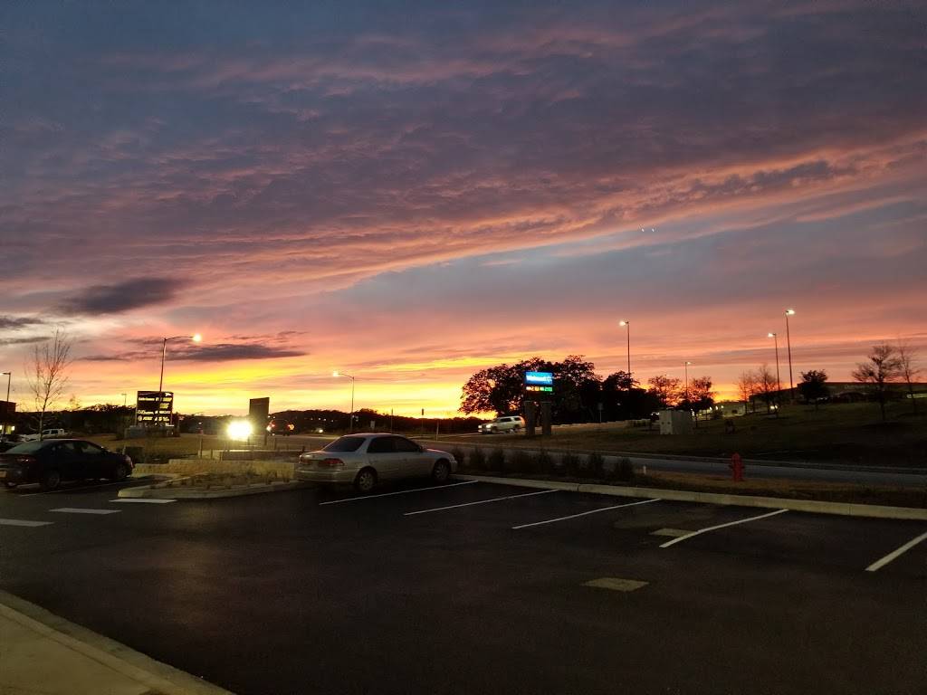 Jimmy Johns | meal delivery | 322 Singing Oaks #106, Spring Branch, TX 78070, USA | 8304104600 OR +1 830-410-4600