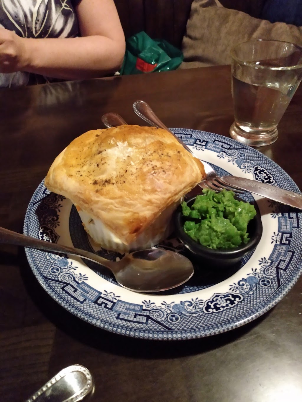 The Crown & Thistle Pub | restaurant | 107 N 4th St, Coeur dAlene, ID 83814, USA | 2087588357 OR +1 208-758-8357