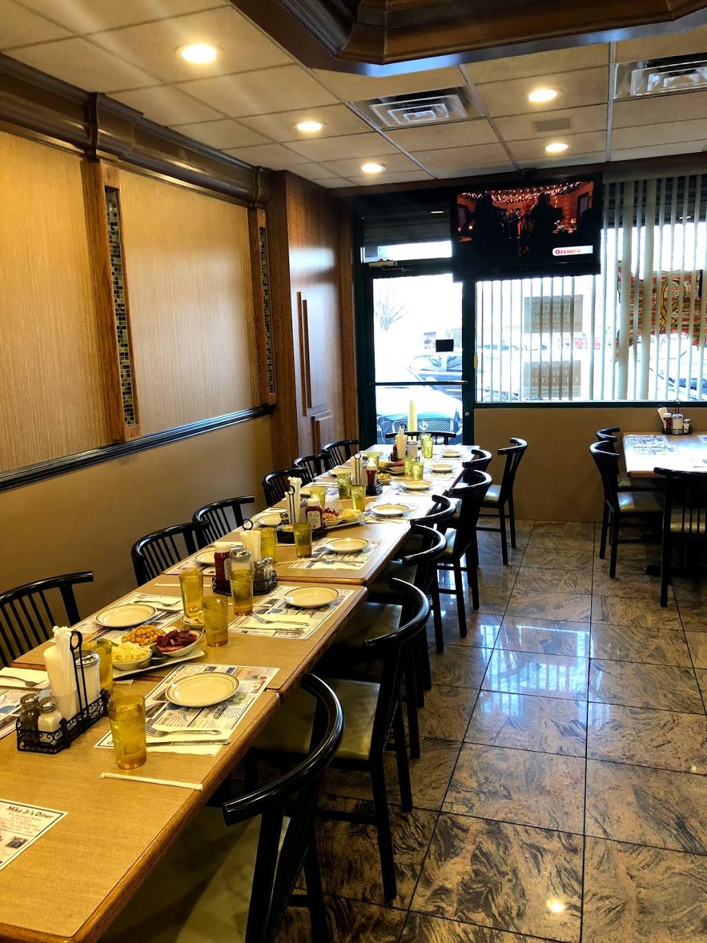 Mike Jrs Richmond Diner | restaurant | 3954 Richmond Ave, Staten Island, NY 10312, USA | 7183172331 OR +1 718-317-2331