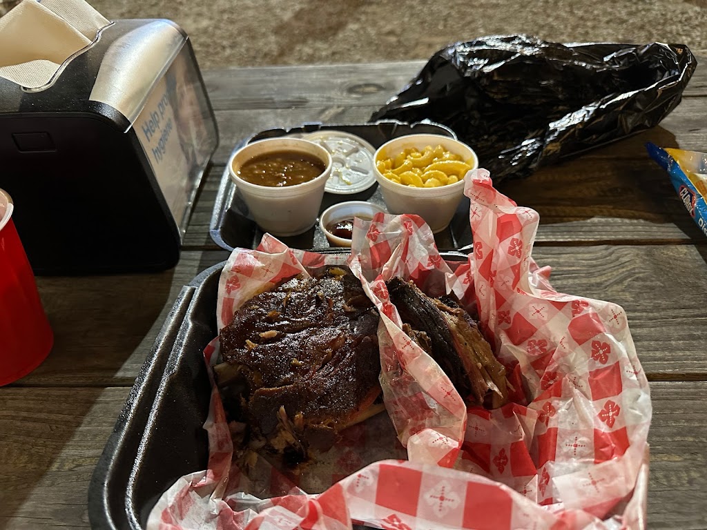 Freedom BBQ | restaurant | 183 Claiborne Rd, Laurel, MS 39443, USA | 6013238077 OR +1 601-323-8077
