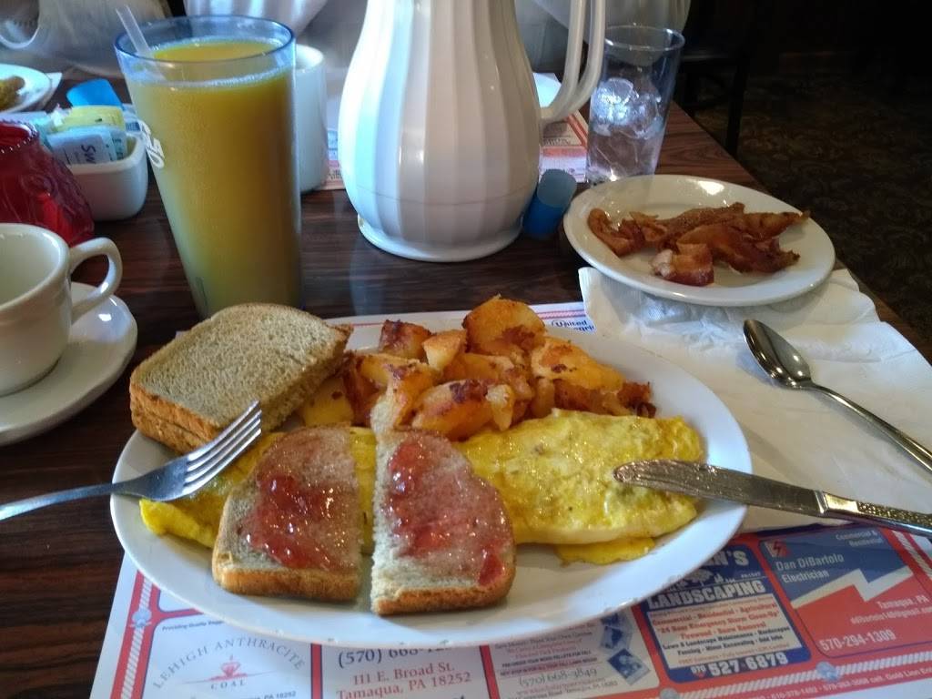 Beacon Diner | restaurant | 189 Claremont Ave, Tamaqua, PA 18252, USA | 5706681340 OR +1 570-668-1340
