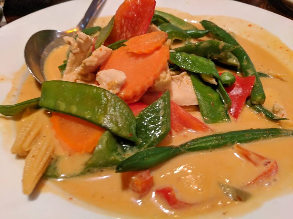 Siam Delight Thai Cuisine | restaurant | 128 Cabot St, Beverly, MA 01915, USA | 9789228514 OR +1 978-922-8514