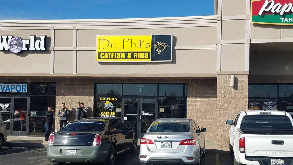 Dr Phils Catfish & Ribs | restaurant | 121 St Robert Blvd, St Robert, MO 65584, USA | 5733360184 OR +1 573-336-0184