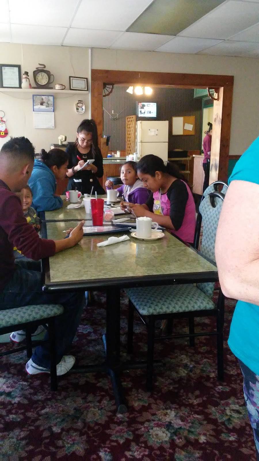 Castillos Restaurant | restaurant | 1724 N Fort Harrison Ave, Clearwater, FL 33755, USA | 7274669101 OR +1 727-466-9101