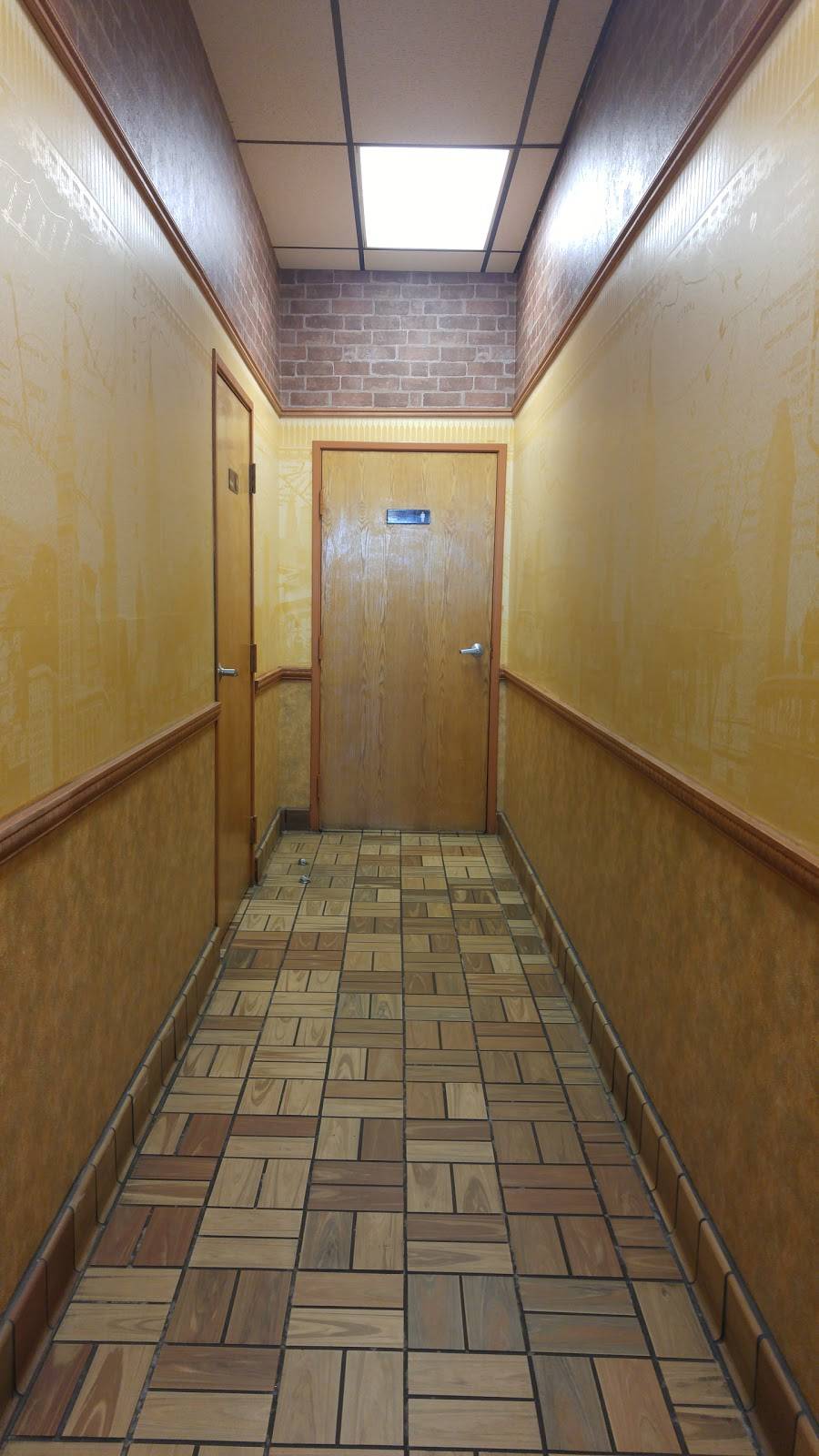 Subway | restaurant | 1606 S Cherry Ln, Fort Worth, TX 76108, USA | 8173673736 OR +1 817-367-3736