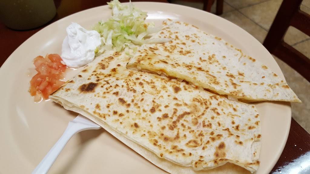 El Grande Burrito | restaurant | 1282 W Spring St, South Elgin, IL 60177, USA | 8477173359 OR +1 847-717-3359