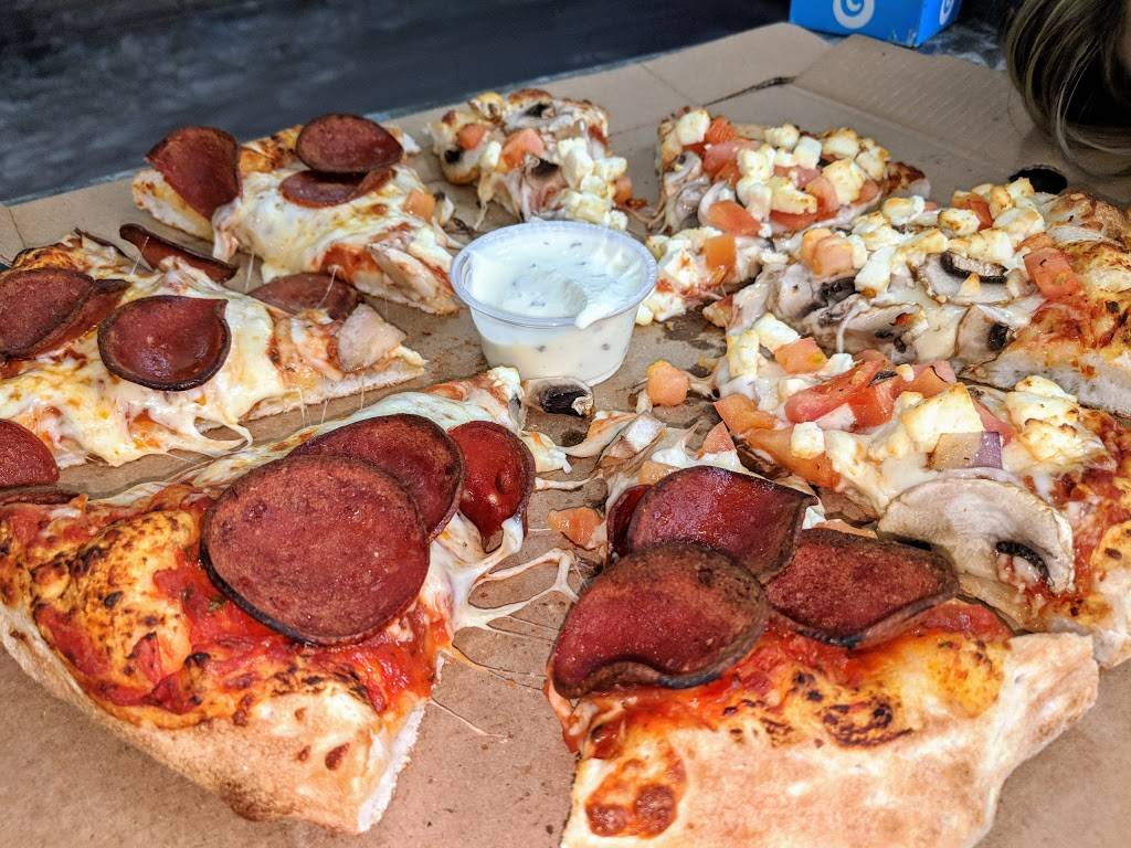 Romana Pizza & Wings | meal takeaway | 910 Queenston Rd, Stoney Creek, ON L8G 1B5, Canada | 9056629999 OR +1 905-662-9999