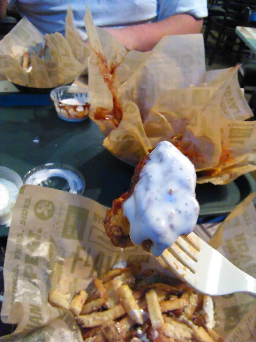 Wingstop | restaurant | 5052 West Ln Ste 4L, Stockton, CA 95210, USA | 2094778207 OR +1 209-477-8207