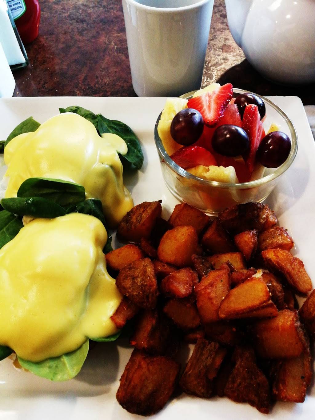 Bridge Street Kitchen | restaurant | 373 Bridge St W, Waterloo, ON N2K 3K3, Canada | 5198863080 OR +1 519-886-3080