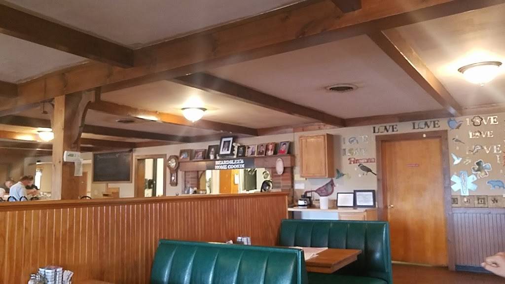 Beardslees Restaurant | restaurant | 3135 E Howard City Edmore Rd, Edmore, MI 48829, USA | 9894273431 OR +1 989-427-3431