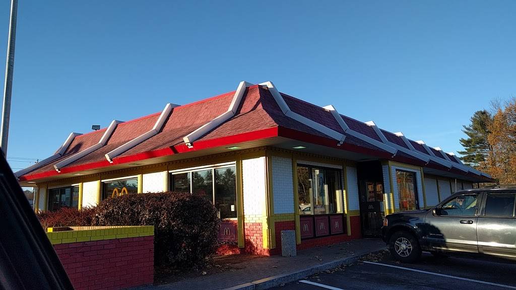 McDonalds | cafe | 10 Freetown Rd, Raymond, NH 03077, USA | 6038959396 OR +1 603-895-9396
