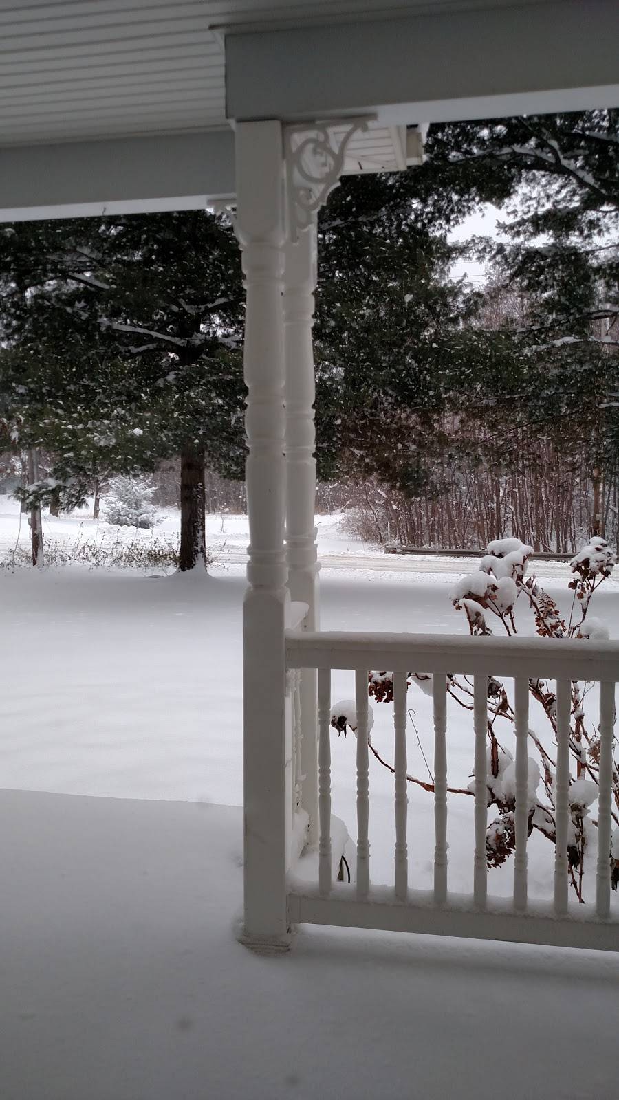 Inn Between The Ridges | restaurant | 4670 Lane Rd, Perry, OH 44081, USA | 4408975750 OR +1 440-897-5750