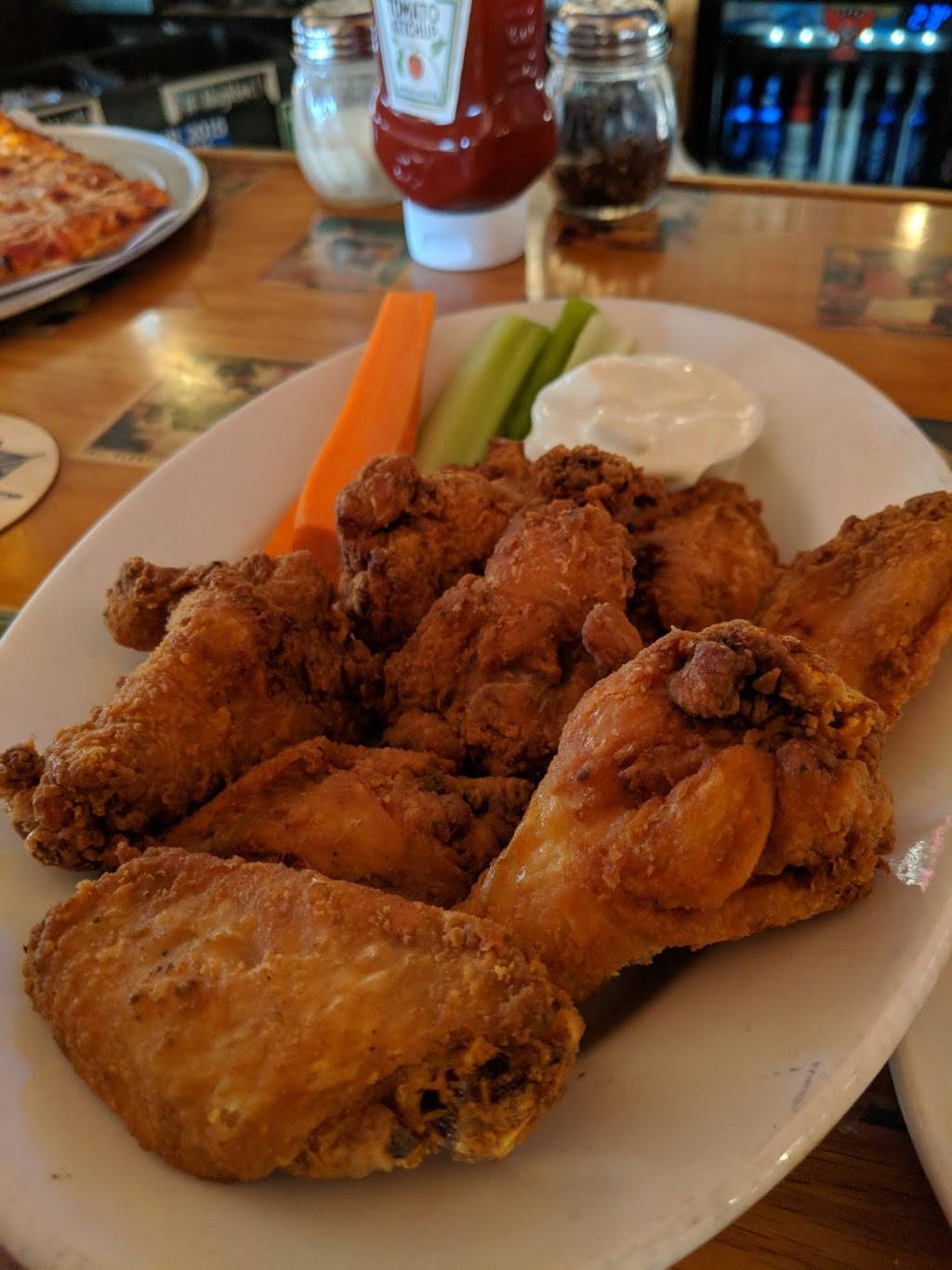 The 4s Sports Pub | restaurant | 666 Waverly St, Framingham, MA 01702, USA | 5088791579 OR +1 508-879-1579