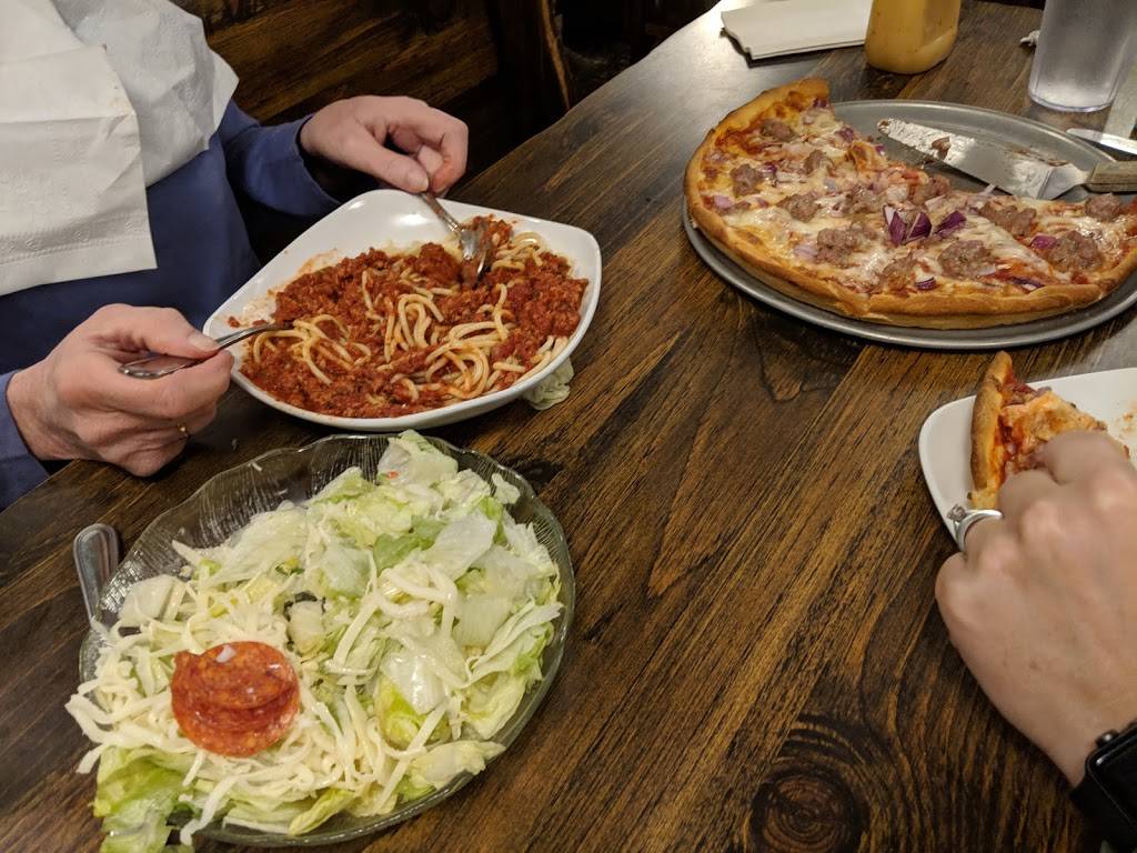 Pizzazz | restaurant | 839 Som Center Rd, Cleveland, OH 44143, USA | 4404612233 OR +1 440-461-2233